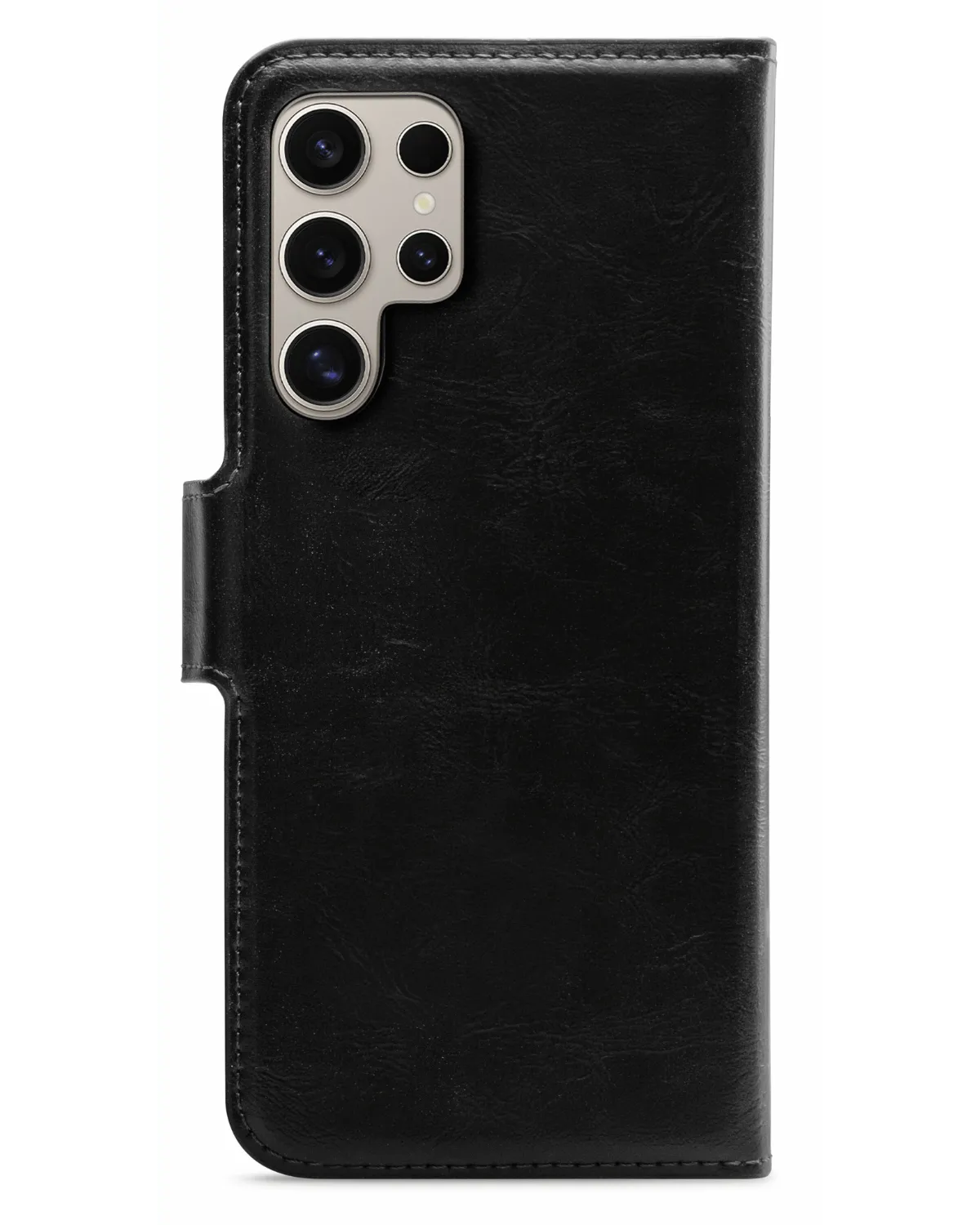 Mobilize magnetische telefoonhoes in gesloten stand, zwart kunstleer met stijlvolle afwerking.