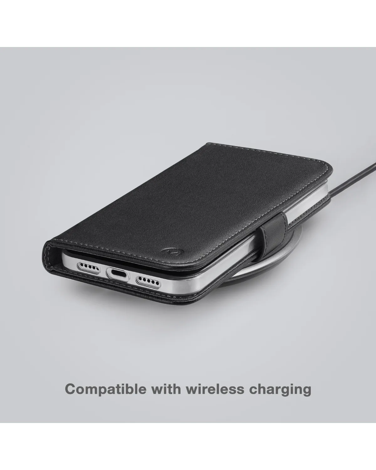 Samsung Galaxy S24 5G in de Mobilize Wallet Case, compatibel met draadloos opladen, stijlvol en functioneel.